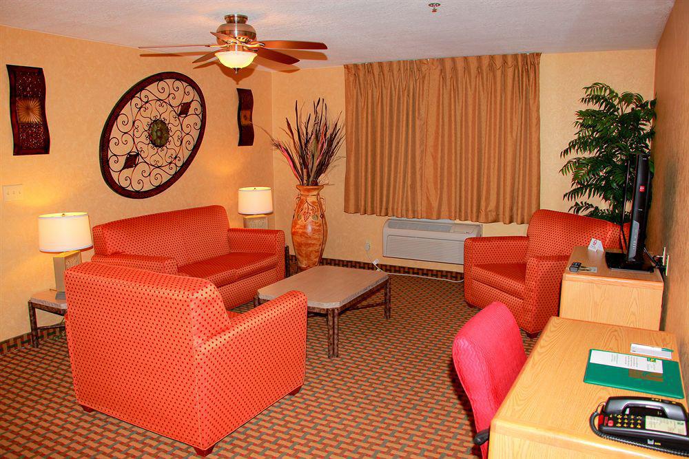 Garner Hotel By Ihg Phoenix - Surprise Dış mekan fotoğraf